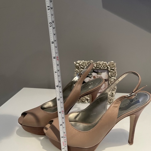 Heels - Picture 9 of 10